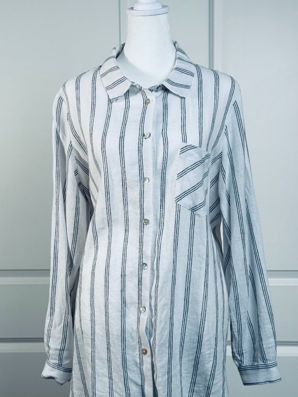 ADRIANNA PAPELL Stripe Linen Blend Button Down Shirt, Size M